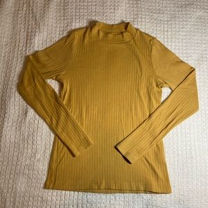 UNIQLO mustard yellow ribbed mockneck sweater